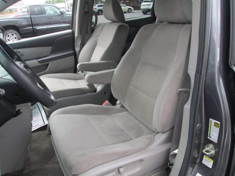 2014 Honda Odyssey 5dr LX, available for sale in Levittown, Pennsylvania | Levittown Auto. Levittown, Pennsylvania 2014 Honda Odyssey 5dr LX, available for sale in Levittown, Pennsylvania | Levittown Auto. Levittown, Pennsylvania