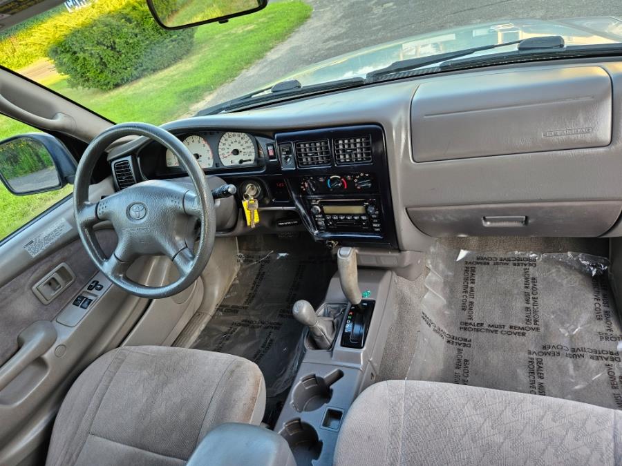 2003 Toyota Tacoma SR5 4WD 3.4 V6 Acces Cab, available for sale in East Windsor, Connecticut | Toro Auto. East Windsor, Connecticut 2003 Toyota Tacoma SR5 4WD 3.4 V6 Acces Cab, available for sale in East Windsor, Connecticut | Toro Auto. East Windsor, Connecticut