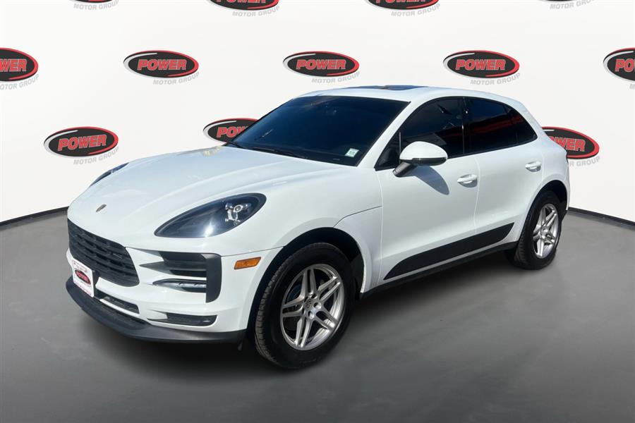 Used 2020 Porsche Macan in Lindenhurst, New York | Power Motor Group. Lindenhurst, New York