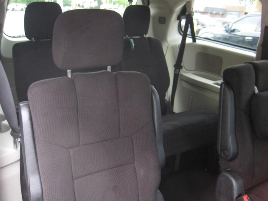 2013 Dodge Grand Caravan SXT 4dr Mini Van, available for sale in Massapequa, New York | Rite Choice Auto Inc.. Massapequa, New York 2013 Dodge Grand Caravan SXT 4dr Mini Van, available for sale in Massapequa, New York | Rite Choice Auto Inc.. Massapequa, New York