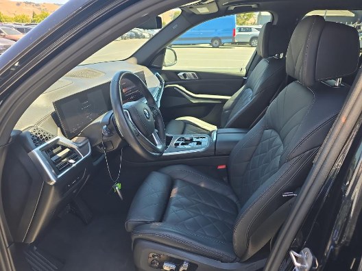 2025 BMW X5 sDrive40i Sports Activity Vehicle, available for sale in Franklin Square, New York | Luxury Motor Club. Franklin Square, New York 2025 BMW X5 sDrive40i Sports Activity Vehicle, available for sale in Franklin Square, New York | Luxury Motor Club. Franklin Square, New York