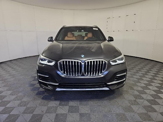 2022 BMW X5 sDrive40i Sports Activity Vehicle, available for sale in Franklin Square, New York | Luxury Motor Club. Franklin Square, New York 2022 BMW X5 sDrive40i Sports Activity Vehicle, available for sale in Franklin Square, New York | Luxury Motor Club. Franklin Square, New York