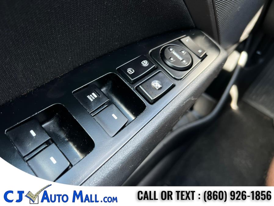 2018 Hyundai Elantra SEL 2.0L Auto (Alabama), available for sale in Bristol, Connecticut | CJ Auto Mall. Bristol, Connecticut 2018 Hyundai Elantra SEL 2.0L Auto (Alabama), available for sale in Bristol, Connecticut | CJ Auto Mall. Bristol, Connecticut