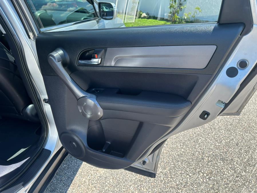 2009 Honda CR-V 4WD 5dr EX-L, available for sale in South Windsor, Connecticut | Mike And Tony Auto Sales, Inc. South Windsor, Connecticut 2009 Honda CR-V 4WD 5dr EX-L, available for sale in South Windsor, Connecticut | Mike And Tony Auto Sales, Inc. South Windsor, Connecticut
