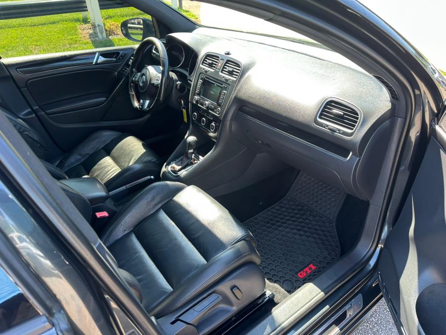 2014 Volkswagen Golf GTI Wolfsburg Edition photo 12