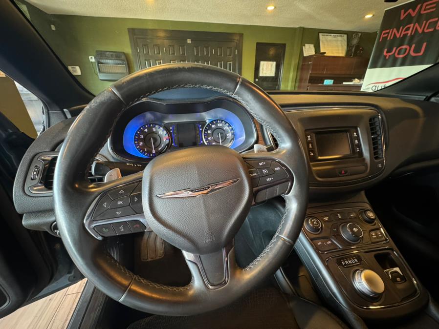 2015 Chrysler 200 4dr Sdn S AWD, available for sale in West Hartford, Connecticut | AutoMax. West Hartford, Connecticut 2015 Chrysler 200 4dr Sdn S AWD, available for sale in West Hartford, Connecticut | AutoMax. West Hartford, Connecticut