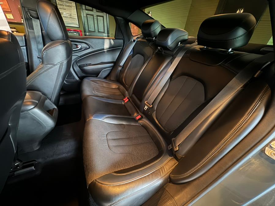 2015 Chrysler 200 4dr Sdn S AWD, available for sale in West Hartford, Connecticut | AutoMax. West Hartford, Connecticut 2015 Chrysler 200 4dr Sdn S AWD, available for sale in West Hartford, Connecticut | AutoMax. West Hartford, Connecticut