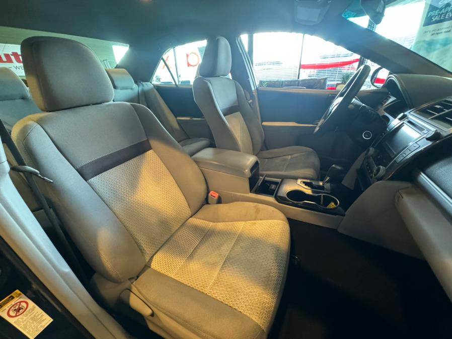 2014 Toyota Camry 4dr Sdn I4 Auto LE (Natl) *Ltd Avail*, available for sale in West Hartford, Connecticut | AutoMax. West Hartford, Connecticut 2014 Toyota Camry 4dr Sdn I4 Auto LE (Natl) *Ltd Avail*, available for sale in West Hartford, Connecticut | AutoMax. West Hartford, Connecticut