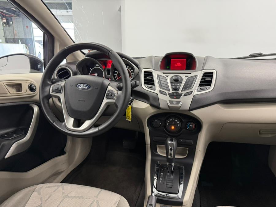 2013 Ford Fiesta 4dr Sdn SE, available for sale in Elizabeth, New Jersey | M Auto Group. Elizabeth, New Jersey 2013 Ford Fiesta 4dr Sdn SE, available for sale in Elizabeth, New Jersey | M Auto Group. Elizabeth, New Jersey