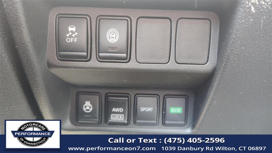 2020 Nissan Rogue Sport AWD SV, available for sale in Wilton, Connecticut | Performance Motor Cars Of Connecticut LLC. Wilton, Connecticut 2020 Nissan Rogue Sport AWD SV, available for sale in Wilton, Connecticut | Performance Motor Cars Of Connecticut LLC. Wilton, Connecticut