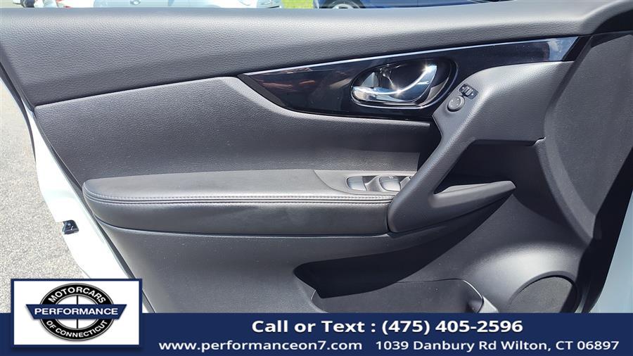 2020 Nissan Rogue Sport AWD SV, available for sale in Wilton, Connecticut | Performance Motor Cars Of Connecticut LLC. Wilton, Connecticut 2020 Nissan Rogue Sport AWD SV, available for sale in Wilton, Connecticut | Performance Motor Cars Of Connecticut LLC. Wilton, Connecticut
