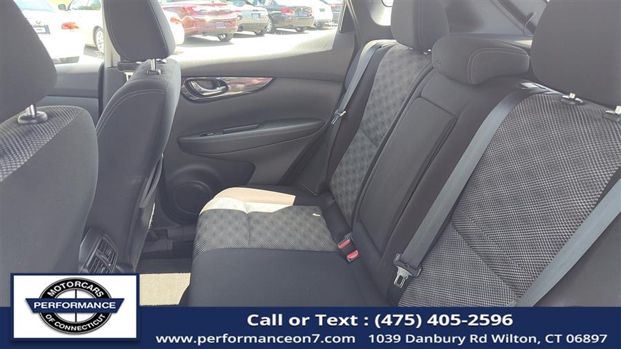 2020 Nissan Rogue Sport AWD SV, available for sale in Wilton, Connecticut | Performance Motor Cars Of Connecticut LLC. Wilton, Connecticut 2020 Nissan Rogue Sport AWD SV, available for sale in Wilton, Connecticut | Performance Motor Cars Of Connecticut LLC. Wilton, Connecticut