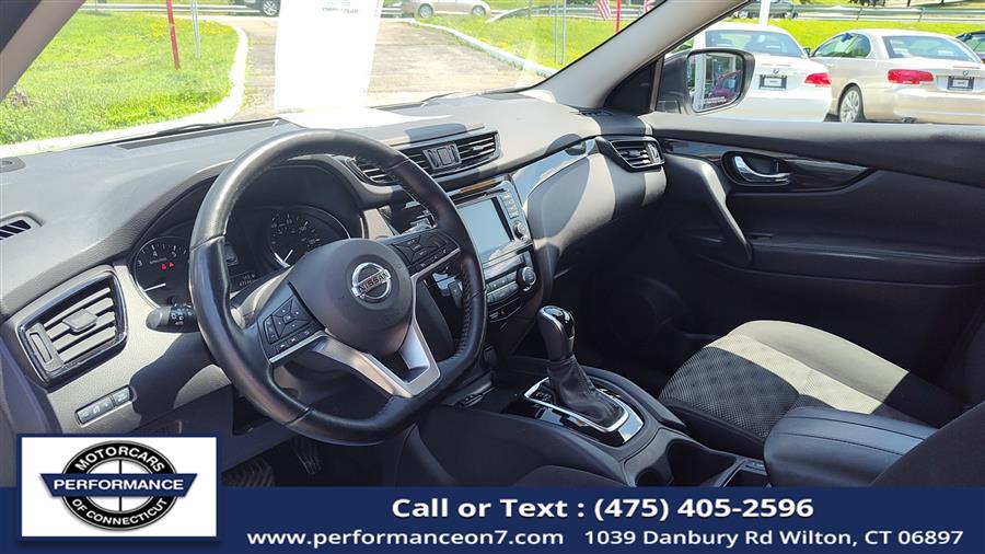2020 Nissan Rogue Sport AWD SV, available for sale in Wilton, Connecticut | Performance Motor Cars Of Connecticut LLC. Wilton, Connecticut 2020 Nissan Rogue Sport AWD SV, available for sale in Wilton, Connecticut | Performance Motor Cars Of Connecticut LLC. Wilton, Connecticut