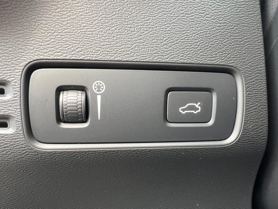 2022 Volvo C40 Recharge P8 eAWD Ultimate, available for sale in Daly City, California | Green Light Auto Wholesale. Daly City, California 2022 Volvo C40 Recharge P8 eAWD Ultimate, available for sale in Daly City, California | Green Light Auto Wholesale. Daly City, California