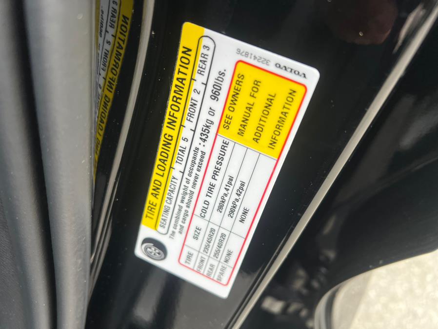 2022 Volvo C40 Recharge P8 eAWD Ultimate, available for sale in Daly City, California | Green Light Auto Wholesale. Daly City, California 2022 Volvo C40 Recharge P8 eAWD Ultimate, available for sale in Daly City, California | Green Light Auto Wholesale. Daly City, California