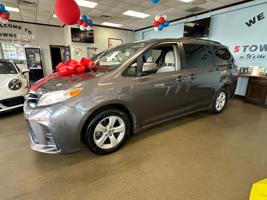 2019 Toyota Sienna LE FWD 8-Passenger (Natl), available for sale in Inwood, New York | 5 Towns Drive. Inwood, New York 2019 Toyota Sienna LE FWD 8-Passenger (Natl), available for sale in Inwood, New York | 5 Towns Drive. Inwood, New York