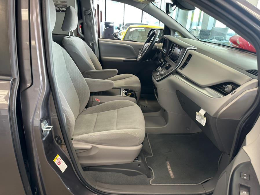2019 Toyota Sienna LE FWD 8-Passenger (Natl), available for sale in Inwood, New York | 5 Towns Drive. Inwood, New York 2019 Toyota Sienna LE FWD 8-Passenger (Natl), available for sale in Inwood, New York | 5 Towns Drive. Inwood, New York