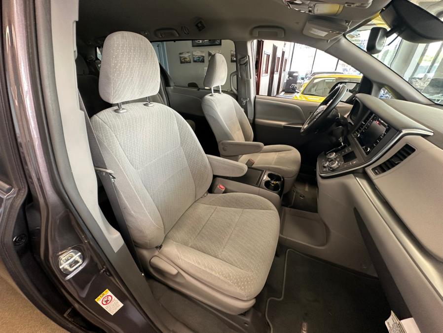 2019 Toyota Sienna LE FWD 8-Passenger (Natl), available for sale in Inwood, New York | 5 Towns Drive. Inwood, New York 2019 Toyota Sienna LE FWD 8-Passenger (Natl), available for sale in Inwood, New York | 5 Towns Drive. Inwood, New York