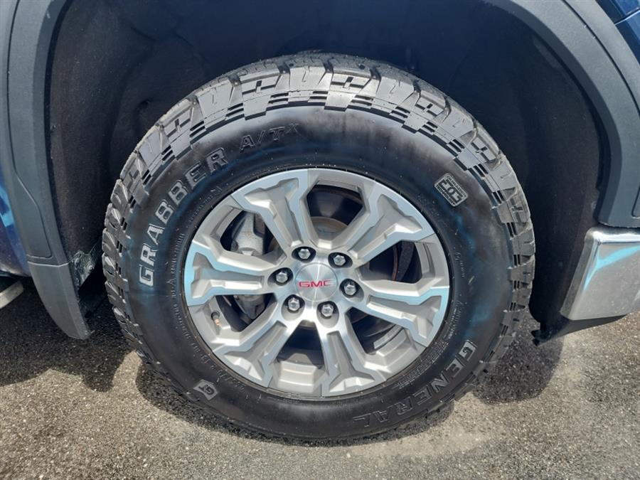 2019 GMC Sierra 1500 4WD Crew Cab 147" SLT, available for sale in Islip, New York | L.I. Auto Gallery. Islip, New York 2019 GMC Sierra 1500 4WD Crew Cab 147" SLT, available for sale in Islip, New York | L.I. Auto Gallery. Islip, New York