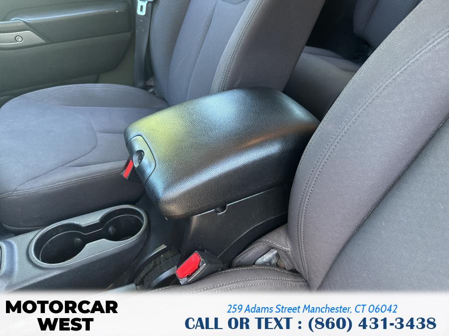 2015 Jeep Wrangler Unlimited 4WD 4dr Sport, available for sale in Manchester, Connecticut | Motorcar West. Manchester, Connecticut 2015 Jeep Wrangler Unlimited 4WD 4dr Sport, available for sale in Manchester, Connecticut | Motorcar West. Manchester, Connecticut