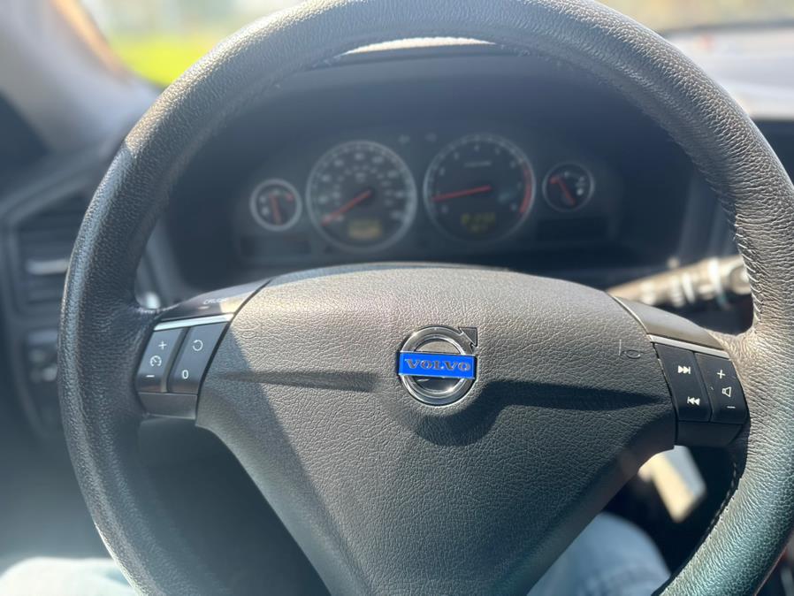 2008 Volvo S60 4dr Sdn 2.5T AWD w/Snrf, available for sale in East Windsor, Connecticut | STS Automotive. East Windsor, Connecticut 2008 Volvo S60 4dr Sdn 2.5T AWD w/Snrf, available for sale in East Windsor, Connecticut | STS Automotive. East Windsor, Connecticut
