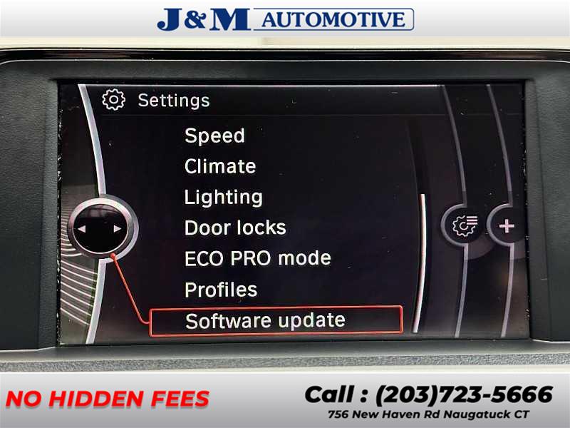 2014 BMW 3 Series 320i xDrive, available for sale in Naugatuck, Connecticut | J&M Automotive Sls&Svc LLC. Naugatuck, Connecticut 2014 BMW 3 Series 320i xDrive, available for sale in Naugatuck, Connecticut | J&M Automotive Sls&Svc LLC. Naugatuck, Connecticut