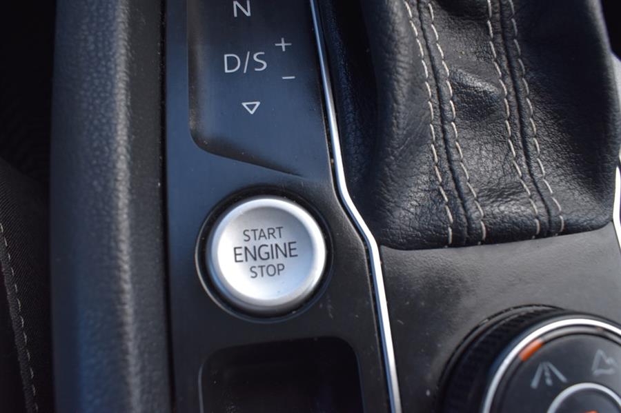 2021 Volkswagen Atlas SE, available for sale in Patchogue, New York | 112 Auto Plaza. Patchogue, New York 2021 Volkswagen Atlas SE, available for sale in Patchogue, New York | 112 Auto Plaza. Patchogue, New York