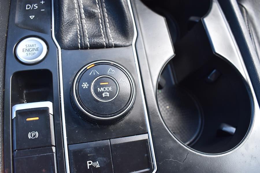 2021 Volkswagen Atlas SE, available for sale in Patchogue, New York | 112 Auto Plaza. Patchogue, New York 2021 Volkswagen Atlas SE, available for sale in Patchogue, New York | 112 Auto Plaza. Patchogue, New York