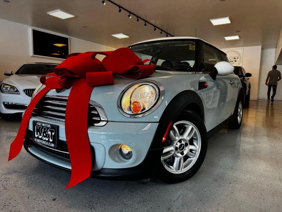 Used 2013 Mini Hardtop in Santa Ana, California | K&T Motor LLC. Santa Ana, California