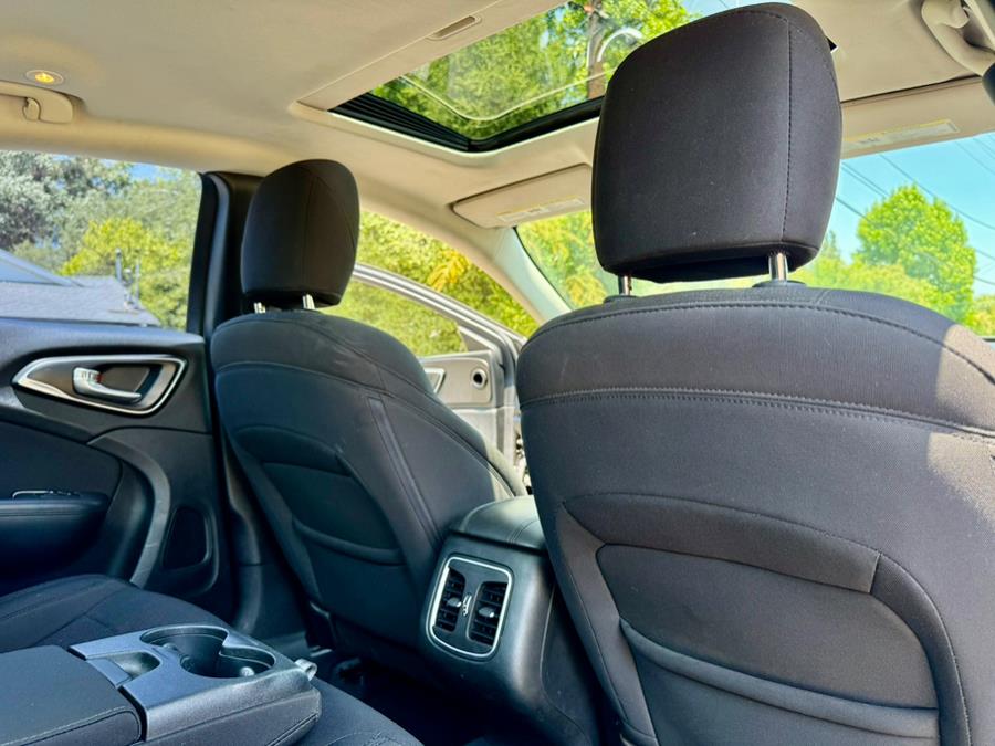 2015 Chrysler 200 4dr Sdn Limited FWD, available for sale in Tarzana, California | Ivanna Auto. Tarzana, California 2015 Chrysler 200 4dr Sdn Limited FWD, available for sale in Tarzana, California | Ivanna Auto. Tarzana, California