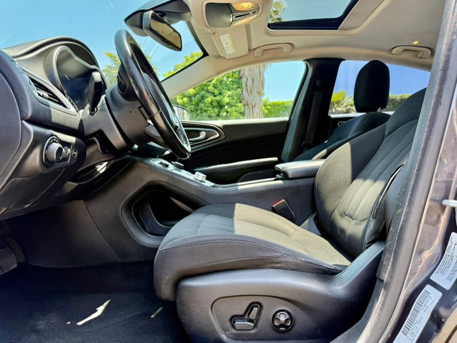2015 Chrysler 200 4dr Sdn Limited FWD, available for sale in Tarzana, California | Ivanna Auto. Tarzana, California 2015 Chrysler 200 4dr Sdn Limited FWD, available for sale in Tarzana, California | Ivanna Auto. Tarzana, California