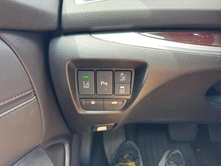 2015 Acura TLX 4dr Sdn FWD V6 Advance, available for sale in Waterbury, Connecticut | National Auto Brokers, Inc.. Waterbury, Connecticut 2015 Acura TLX 4dr Sdn FWD V6 Advance, available for sale in Waterbury, Connecticut | National Auto Brokers, Inc.. Waterbury, Connecticut