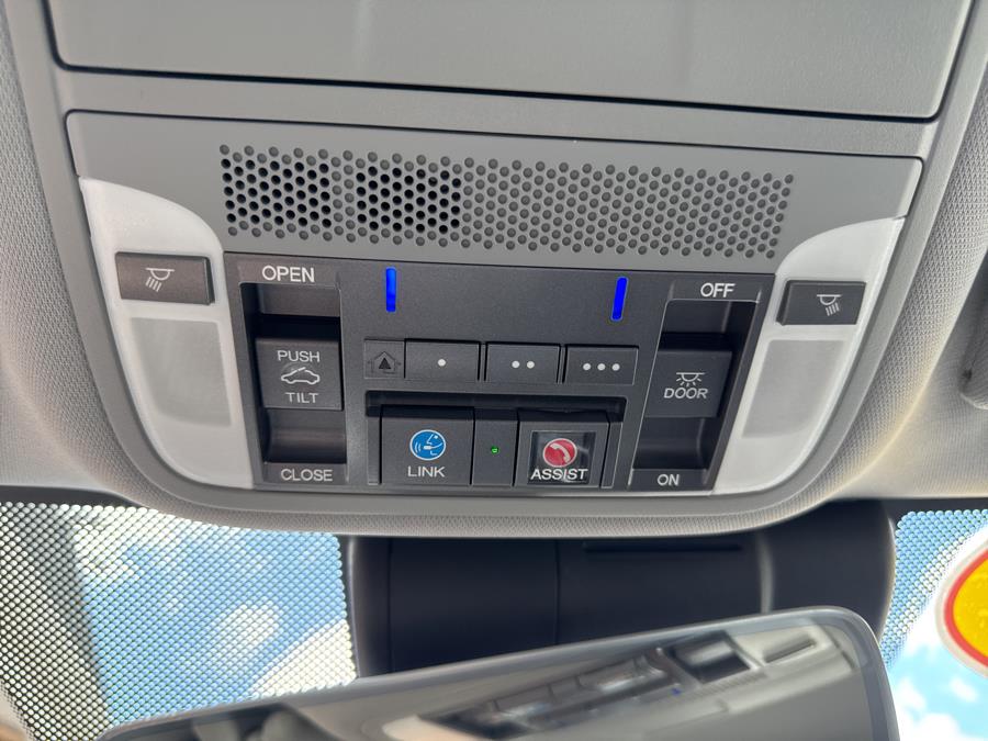 2015 Acura TLX 4dr Sdn FWD V6 Advance, available for sale in Waterbury, Connecticut | National Auto Brokers, Inc.. Waterbury, Connecticut 2015 Acura TLX 4dr Sdn FWD V6 Advance, available for sale in Waterbury, Connecticut | National Auto Brokers, Inc.. Waterbury, Connecticut