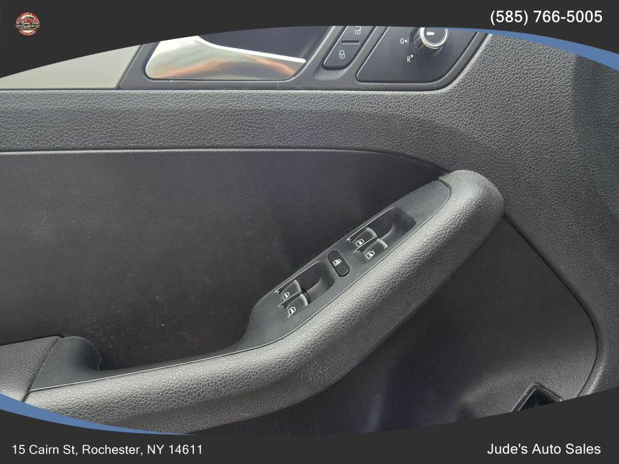 2013 Volkswagen Jetta 2.5L SE Sedan 4D, available for sale in Wolcott, New York | Auto Hunter CNY. Wolcott, New York 2013 Volkswagen Jetta 2.5L SE Sedan 4D, available for sale in Wolcott, New York | Auto Hunter CNY. Wolcott, New York