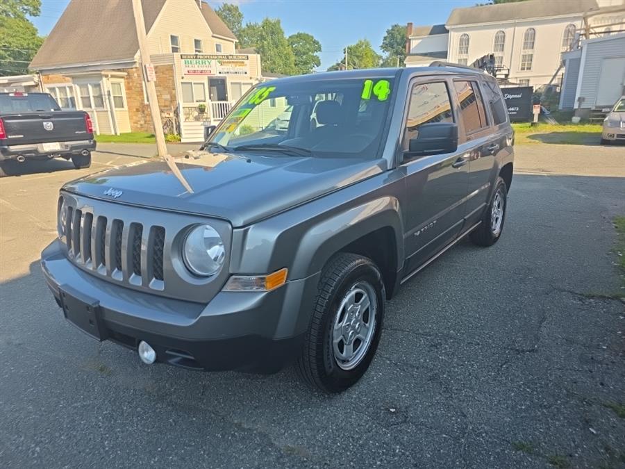 2014 Jeep Patriot 4WD 4dr Sport, available for sale in Whitman, Massachusetts | Whitman Auto Center. Whitman, Massachusetts 2014 Jeep Patriot 4WD 4dr Sport, available for sale in Whitman, Massachusetts | Whitman Auto Center. Whitman, Massachusetts