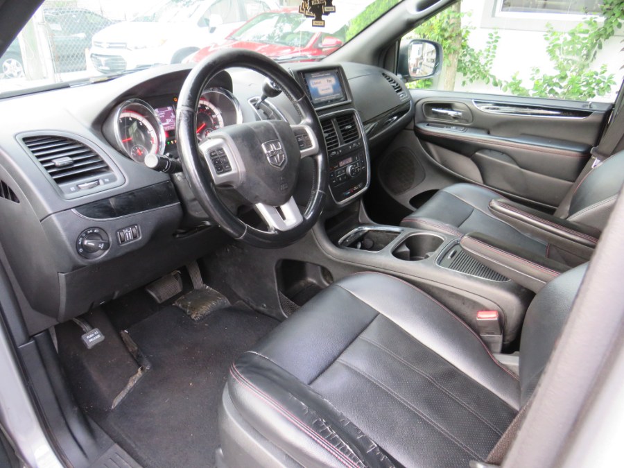 2018 Dodge Grand Caravan GT Wagon, available for sale in Middle Village, New York | Road Masters II INC. Middle Village, New York 2018 Dodge Grand Caravan GT Wagon, available for sale in Middle Village, New York | Road Masters II INC. Middle Village, New York