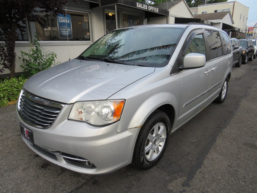 2011 Chrysler Town & Country 4dr Wgn Touring, available for sale in Middle Village, New York | Road Masters II INC. Middle Village, New York 2011 Chrysler Town & Country 4dr Wgn Touring, available for sale in Middle Village, New York | Road Masters II INC. Middle Village, New York