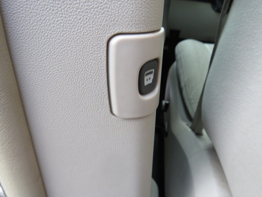 2011 Chrysler Town & Country 4dr Wgn Touring, available for sale in Middle Village, New York | Road Masters II INC. Middle Village, New York 2011 Chrysler Town & Country 4dr Wgn Touring, available for sale in Middle Village, New York | Road Masters II INC. Middle Village, New York