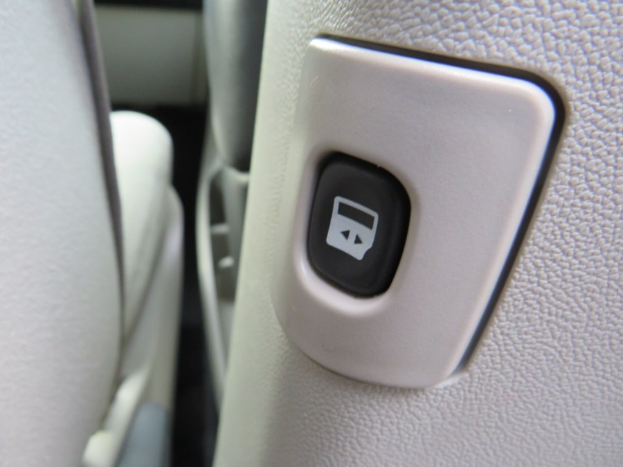 2011 Chrysler Town & Country 4dr Wgn Touring, available for sale in Middle Village, New York | Road Masters II INC. Middle Village, New York 2011 Chrysler Town & Country 4dr Wgn Touring, available for sale in Middle Village, New York | Road Masters II INC. Middle Village, New York