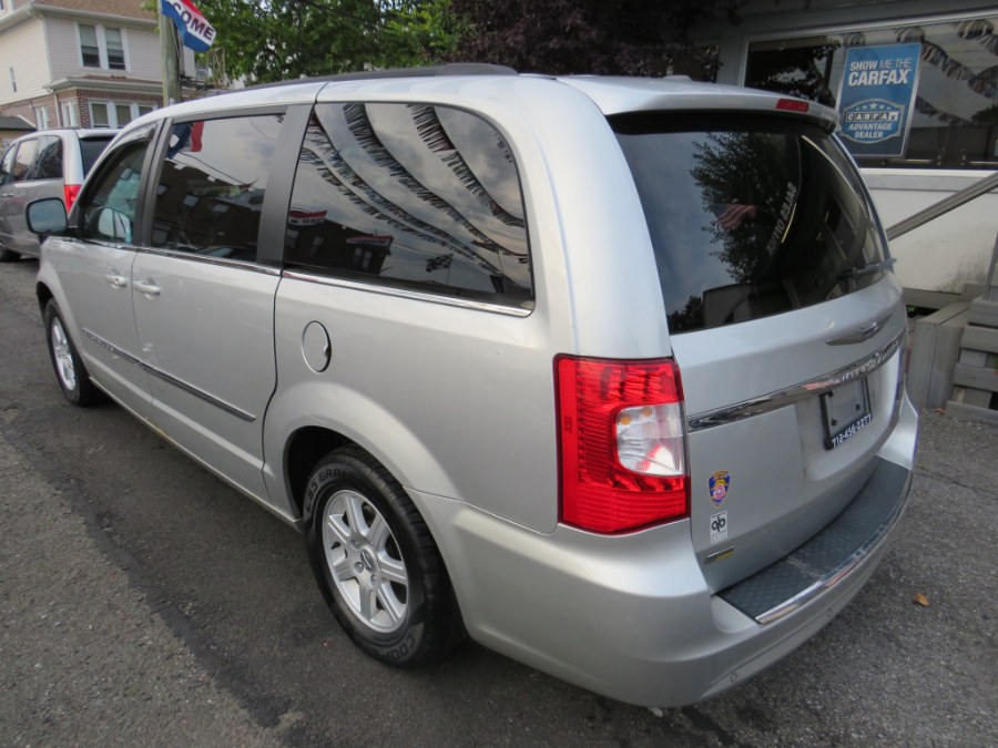 2011 Chrysler Town & Country 4dr Wgn Touring, available for sale in Middle Village, New York | Road Masters II INC. Middle Village, New York 2011 Chrysler Town & Country 4dr Wgn Touring, available for sale in Middle Village, New York | Road Masters II INC. Middle Village, New York