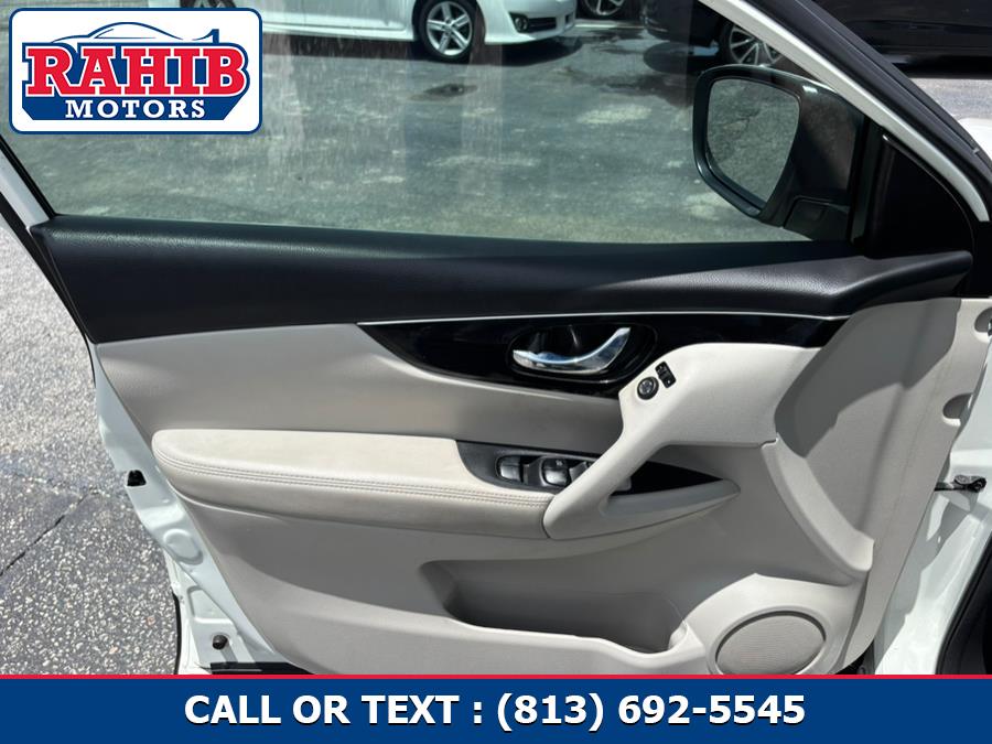 2017 Nissan Rogue Sport FWD SL, available for sale in Orlando, Florida | RAHIB INC. Orlando, Florida 2017 Nissan Rogue Sport FWD SL, available for sale in Orlando, Florida | RAHIB INC. Orlando, Florida