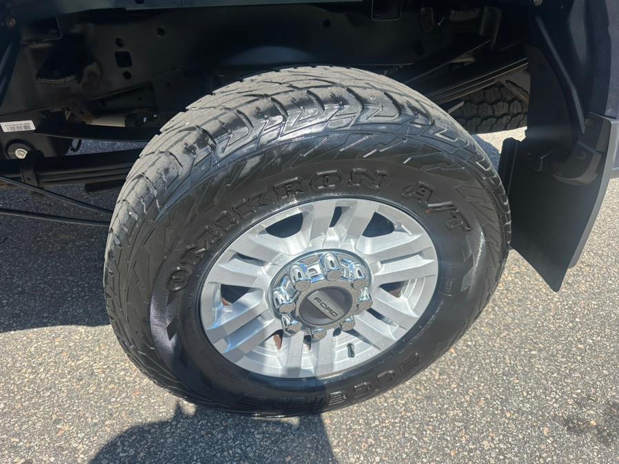 2017 Ford Super Duty F-350 SRW XLT 4WD Crew Cab 6.75'' Box, available for sale in South Windsor, Connecticut | Mike And Tony Auto Sales, Inc. South Windsor, Connecticut 2017 Ford Super Duty F-350 SRW XLT 4WD Crew Cab 6.75'' Box, available for sale in South Windsor, Connecticut | Mike And Tony Auto Sales, Inc. South Windsor, Connecticut