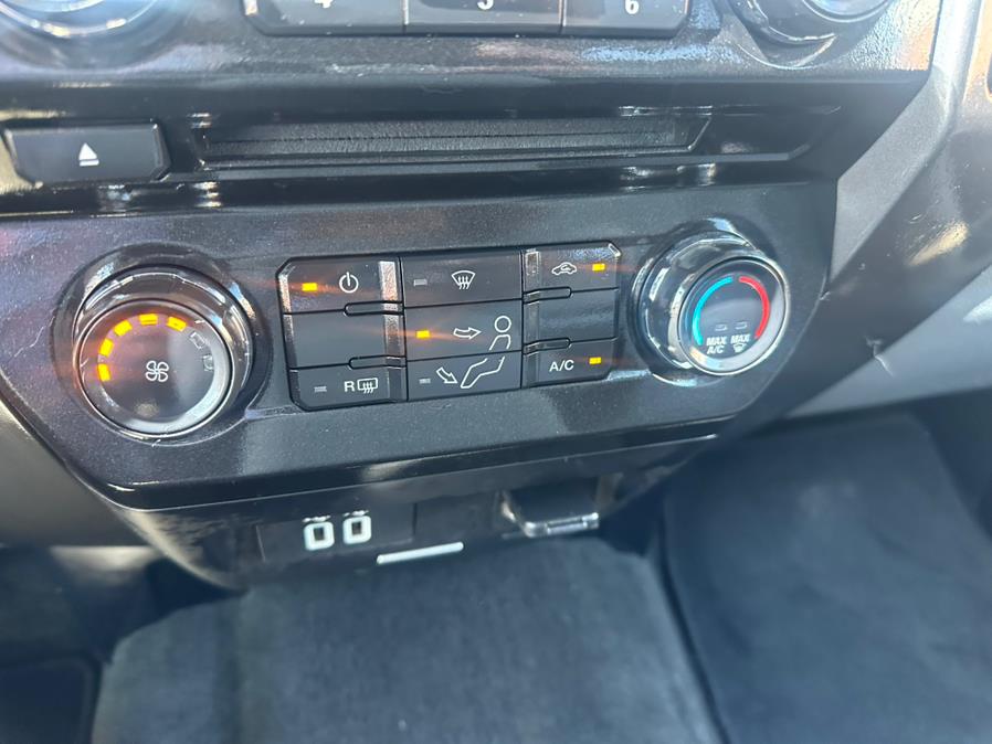 2017 Ford Super Duty F-350 SRW XLT 4WD Crew Cab 6.75'' Box, available for sale in South Windsor, Connecticut | Mike And Tony Auto Sales, Inc. South Windsor, Connecticut 2017 Ford Super Duty F-350 SRW XLT 4WD Crew Cab 6.75'' Box, available for sale in South Windsor, Connecticut | Mike And Tony Auto Sales, Inc. South Windsor, Connecticut