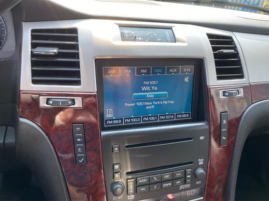 2008 Cadillac Escalade Luxury photo 14