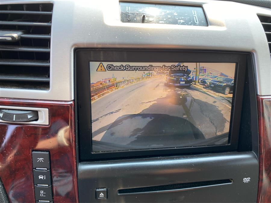 2008 Cadillac Escalade Luxury photo 15