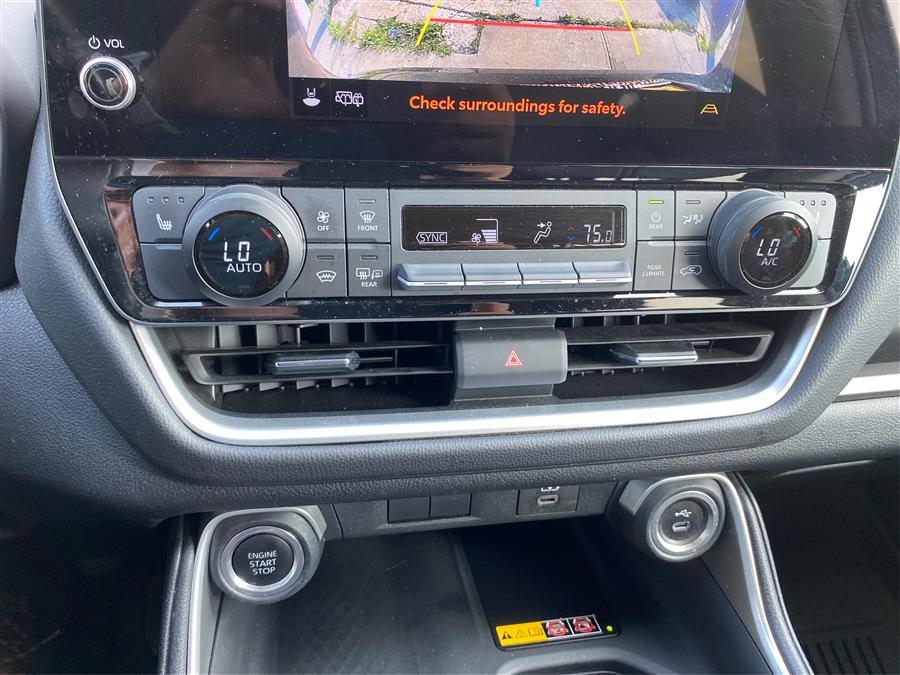2024 Toyota Grand Highlander Limited AWD photo 14