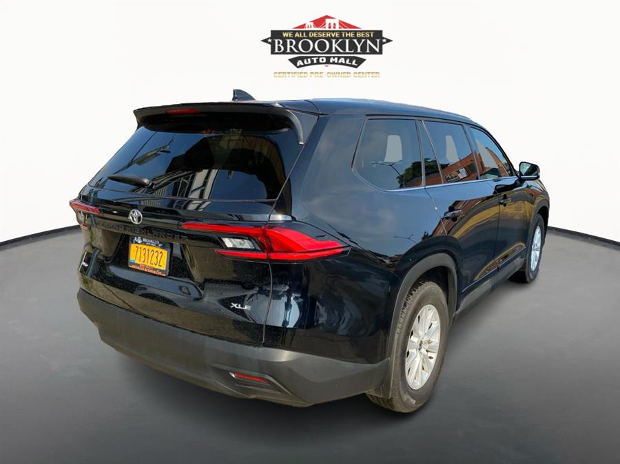 2024 Toyota Grand Highlander Limited AWD photo 5