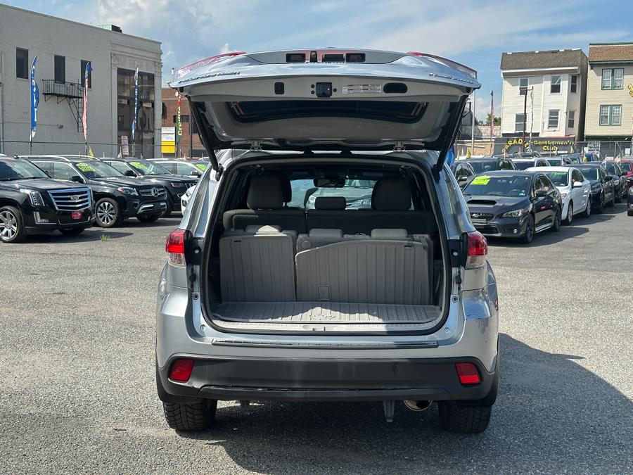 2018 Toyota Highlander XLE V6 AWD (Natl), available for sale in Irvington , New Jersey | Auto Haus of Irvington Corp. Irvington , New Jersey 2018 Toyota Highlander XLE V6 AWD (Natl), available for sale in Irvington , New Jersey | Auto Haus of Irvington Corp. Irvington , New Jersey