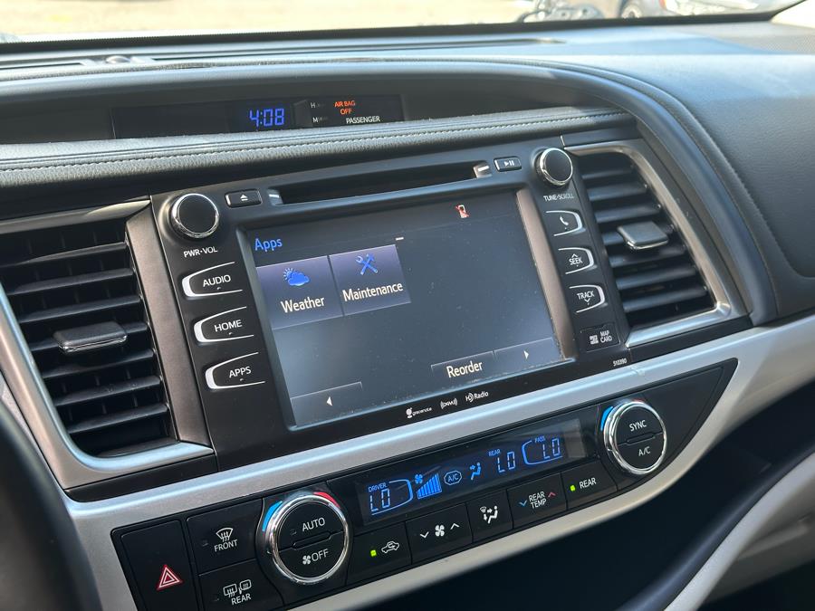 2018 Toyota Highlander XLE V6 AWD (Natl), available for sale in Irvington , New Jersey | Auto Haus of Irvington Corp. Irvington , New Jersey 2018 Toyota Highlander XLE V6 AWD (Natl), available for sale in Irvington , New Jersey | Auto Haus of Irvington Corp. Irvington , New Jersey