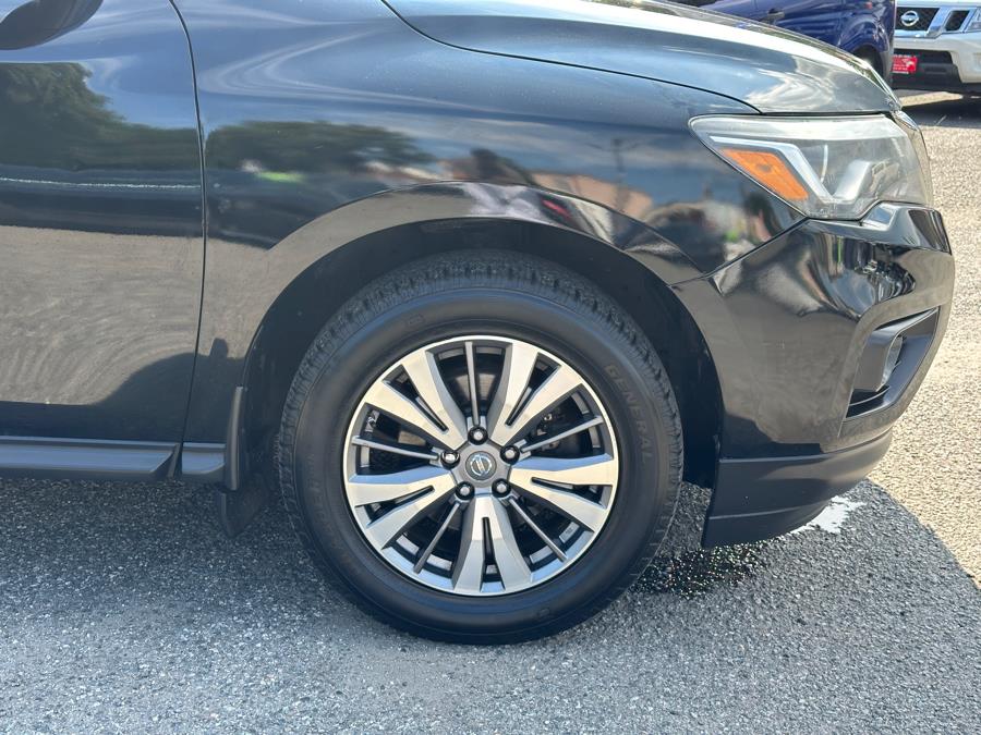 2017 Nissan Pathfinder 4x4 SV, available for sale in Irvington , New Jersey | Auto Haus of Irvington Corp. Irvington , New Jersey 2017 Nissan Pathfinder 4x4 SV, available for sale in Irvington , New Jersey | Auto Haus of Irvington Corp. Irvington , New Jersey